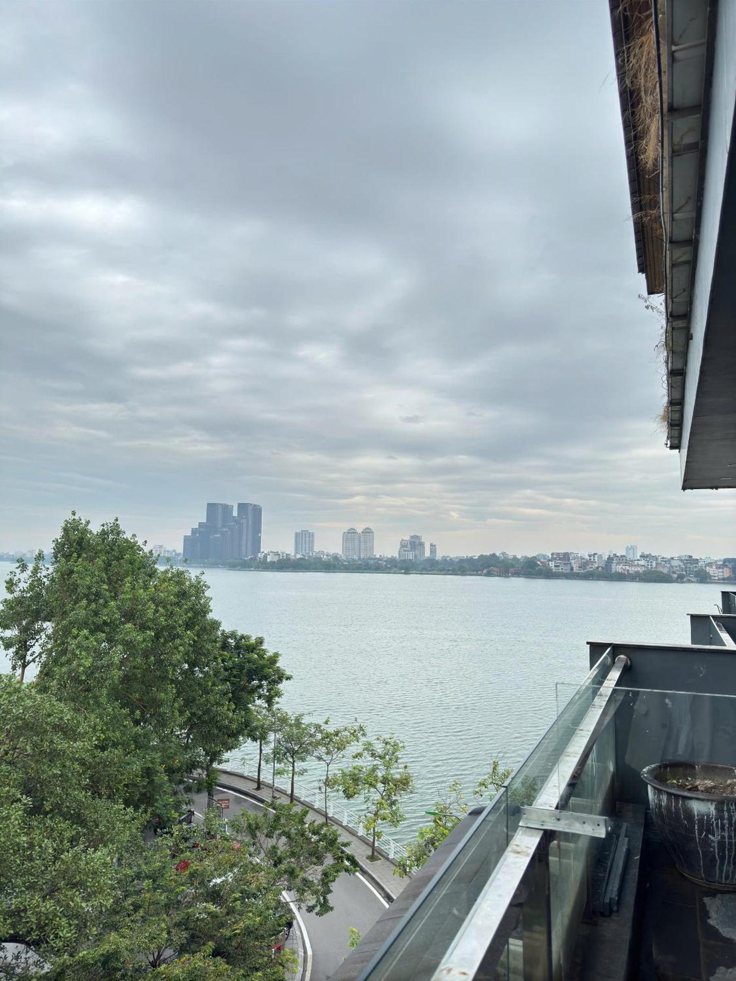 22Land Moon West Lake Ханой Экстерьер фото